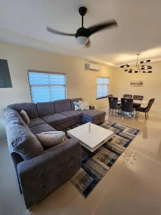 אוצ'ו ריוס Grand Palladium Island Vacation Stay 0*, אוצ'ו ריוס