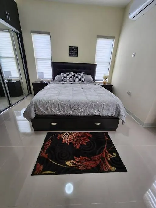 בית נופש אוצ'ו ריוס Grand Palladium Island Vacation Stay